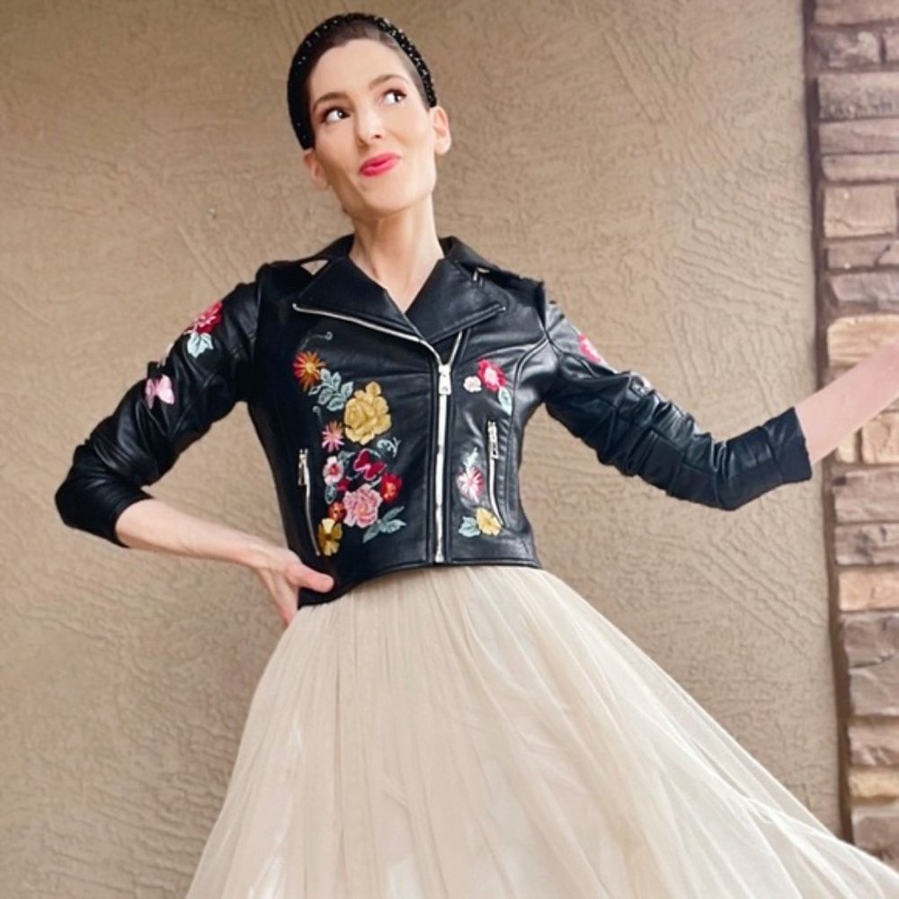 ROMEO & JULIET Floral Embroidered Faux Leather Moto Biker Jacket - Picture 5 of 9